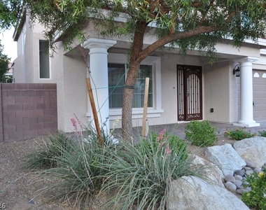 7804 Jacaranda Hill Court - Photo Thumbnail 2