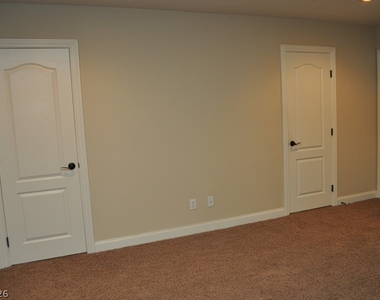 7804 Jacaranda Hill Court - Photo Thumbnail 18