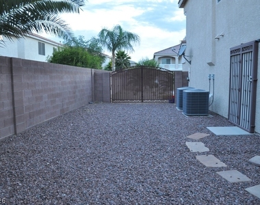 7804 Jacaranda Hill Court - Photo Thumbnail 30