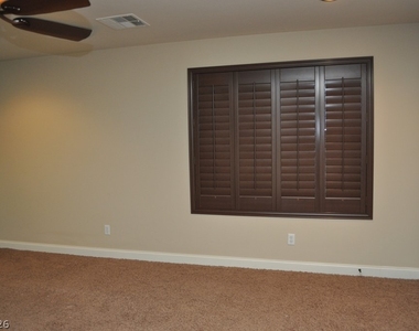 7804 Jacaranda Hill Court - Photo Thumbnail 17