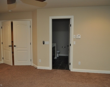 7804 Jacaranda Hill Court - Photo Thumbnail 19
