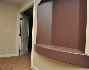 7804 Jacaranda Hill Court - Photo Thumbnail 16