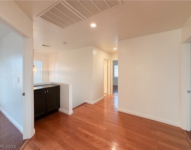 5608 Scottyboy Drive - Photo Thumbnail 19