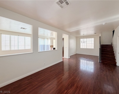 5608 Scottyboy Drive - Photo Thumbnail 6