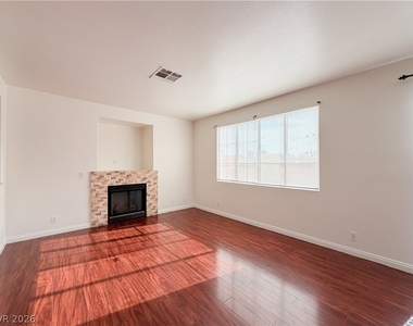 5608 Scottyboy Drive - Photo Thumbnail 11