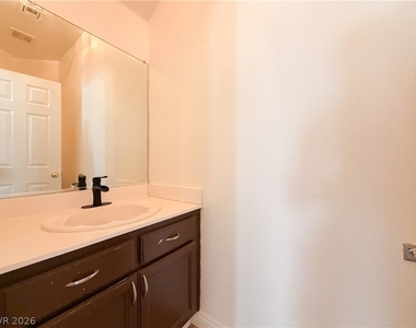 5608 Scottyboy Drive - Photo Thumbnail 14
