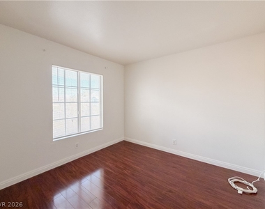 5608 Scottyboy Drive - Photo Thumbnail 30