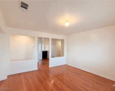 5608 Scottyboy Drive - Photo Thumbnail 20