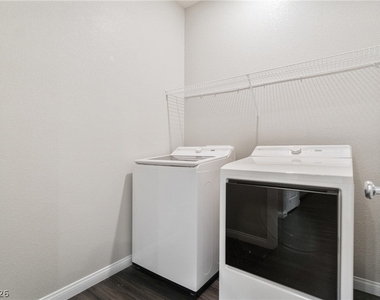 2495 Rofrano Place - Photo Thumbnail 7