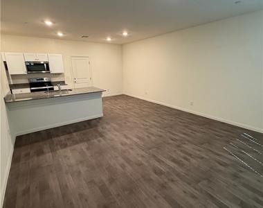12732 Feathersong Street - Photo Thumbnail 8