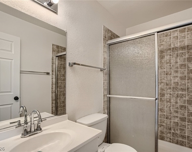 2910 Currant Lane - Photo Thumbnail 13