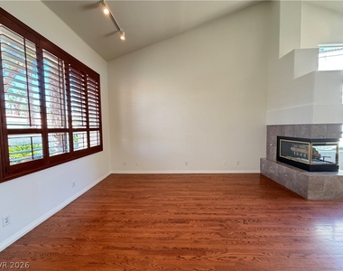 7468 Orange Haze Way - Photo Thumbnail 2