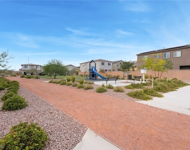 869 Greenspire Street - Photo Thumbnail 42