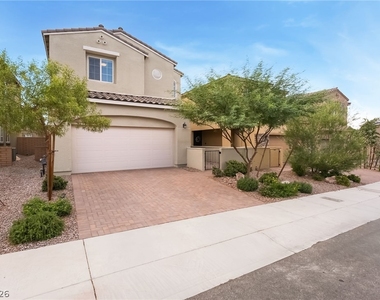 869 Greenspire Street - Photo Thumbnail 1
