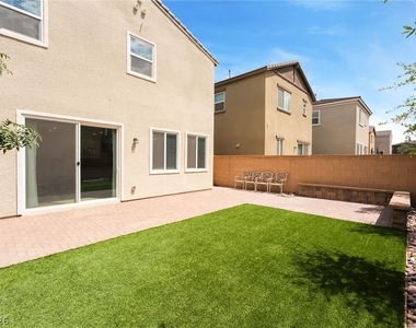 869 Greenspire Street - Photo Thumbnail 38