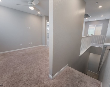 869 Greenspire Street - Photo Thumbnail 19