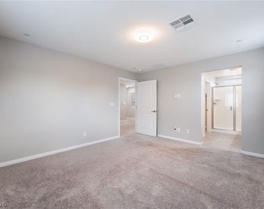 869 Greenspire Street - Photo Thumbnail 22