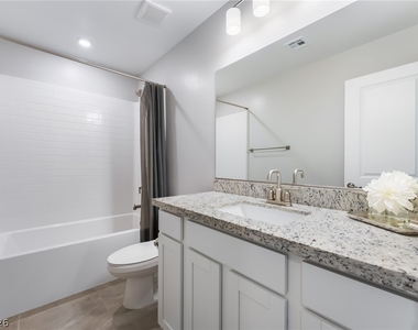 869 Greenspire Street - Photo Thumbnail 33