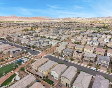 869 Greenspire Street - Photo Thumbnail 52