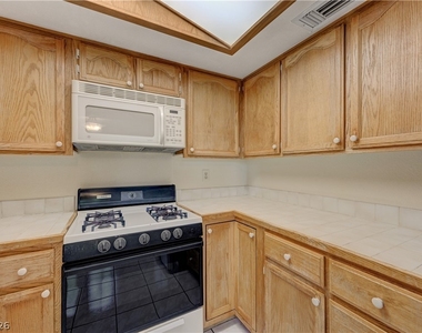 4096 Crete Lane - Photo Thumbnail 14