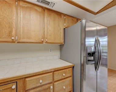 4096 Crete Lane - Photo Thumbnail 17