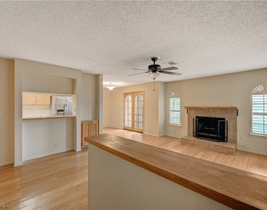 4096 Crete Lane - Photo Thumbnail 1