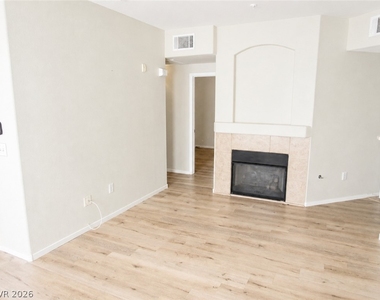 7115 S Durango Drive - Photo Thumbnail 4