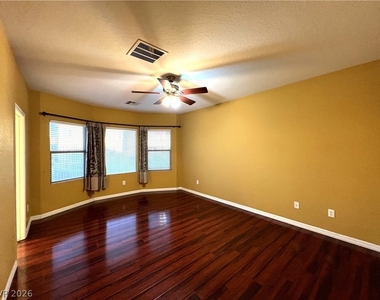 4205 Gliding Gulls Avenue - Photo Thumbnail 21
