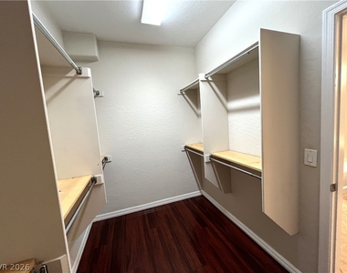 4205 Gliding Gulls Avenue - Photo Thumbnail 27