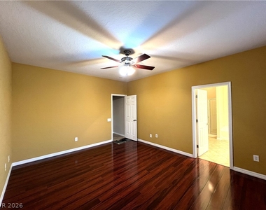 4205 Gliding Gulls Avenue - Photo Thumbnail 22