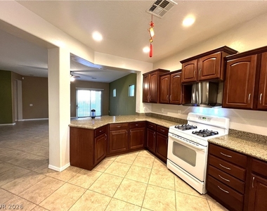 4205 Gliding Gulls Avenue - Photo Thumbnail 11