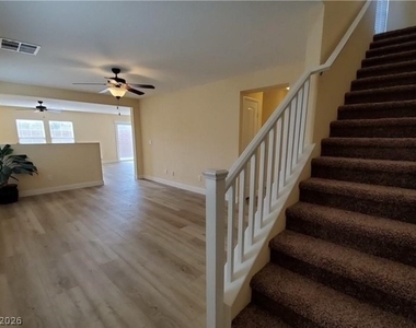 8775 Autumn Teal Avenue - Photo Thumbnail 1