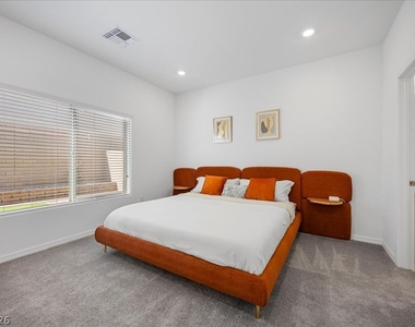 7411 Legacy Point Street - Photo Thumbnail 17