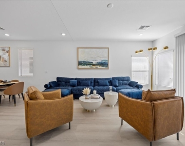7411 Legacy Point Street - Photo Thumbnail 11