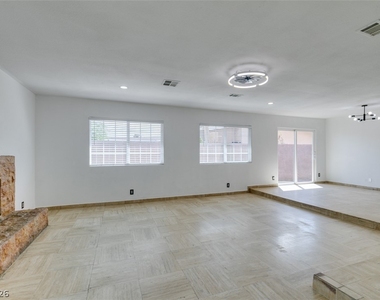 3713 San Joaquin Avenue - Photo Thumbnail 8