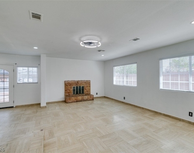 3713 San Joaquin Avenue - Photo Thumbnail 10