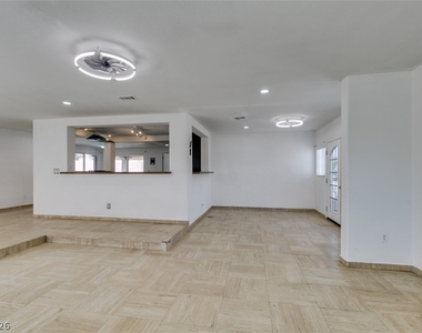3713 San Joaquin Avenue - Photo Thumbnail 13