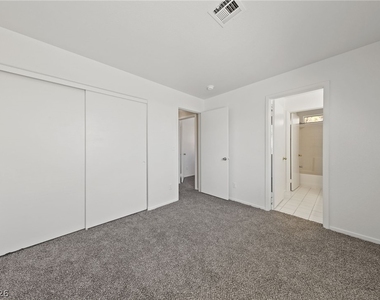 8025 Cherish Avenue - Photo Thumbnail 20