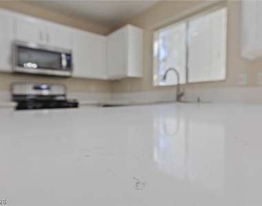 8025 Cherish Avenue - Photo Thumbnail 12