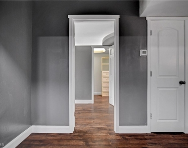 443 National Street - Photo Thumbnail 34