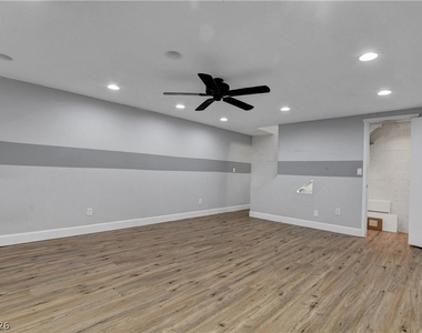 443 National Street - Photo Thumbnail 16