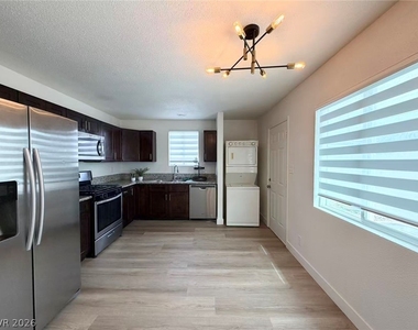 4517 Alta Drive - Photo Thumbnail 2