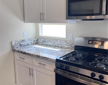 8711 Harwich Avenue - Photo Thumbnail 15