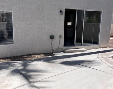 8711 Harwich Avenue - Photo Thumbnail 22