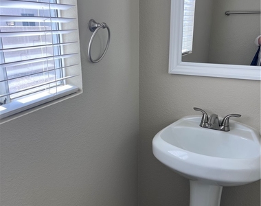 8711 Harwich Avenue - Photo Thumbnail 13