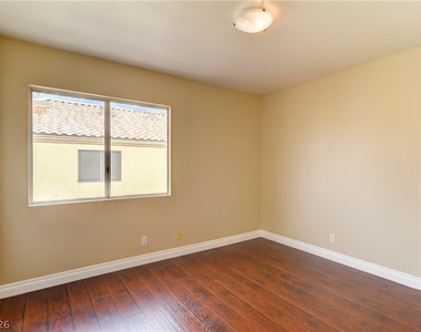 2069 Sapphire Valley Avenue - Photo Thumbnail 9