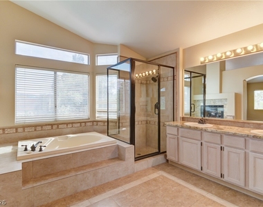 2069 Sapphire Valley Avenue - Photo Thumbnail 13
