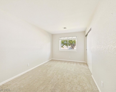 881 E Calvada Boulevard - Photo Thumbnail 22