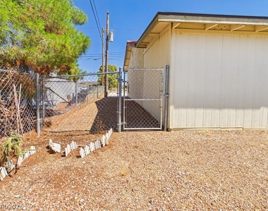 881 E Calvada Boulevard - Photo Thumbnail 47