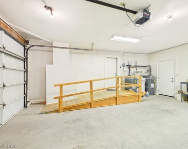 881 E Calvada Boulevard - Photo Thumbnail 39